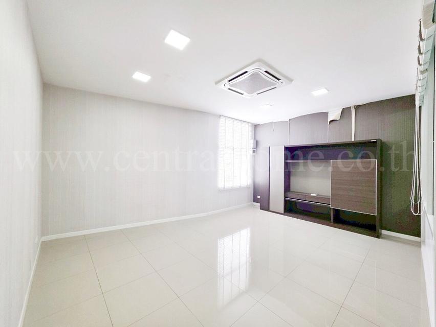 โฮมออฟฟิศ 3 ชั้น บ้าน พฤกษา 95/3 หลังริม 15