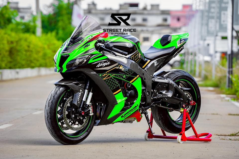 Ninja ZX-10R ปี 2021 ฝาแดง ลายรังผึ้ง ท่อแต่งเสียงโหด 💨 สายซิ่ง-สายสนามห้ามพลาด! 9