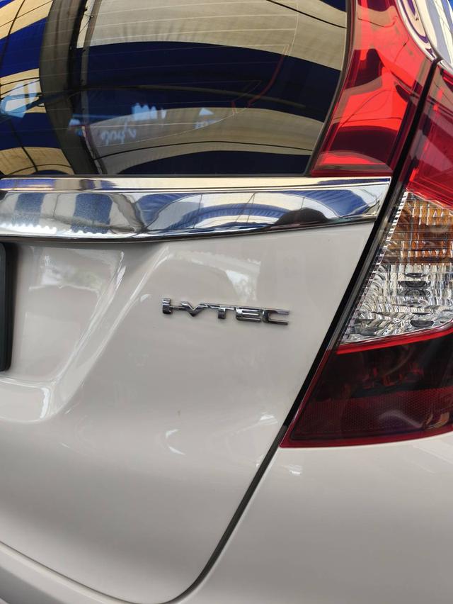 Honda Jazz 1.5S i-VTEC เบนซิน เกียร์ธรรมดา ปี2015 6