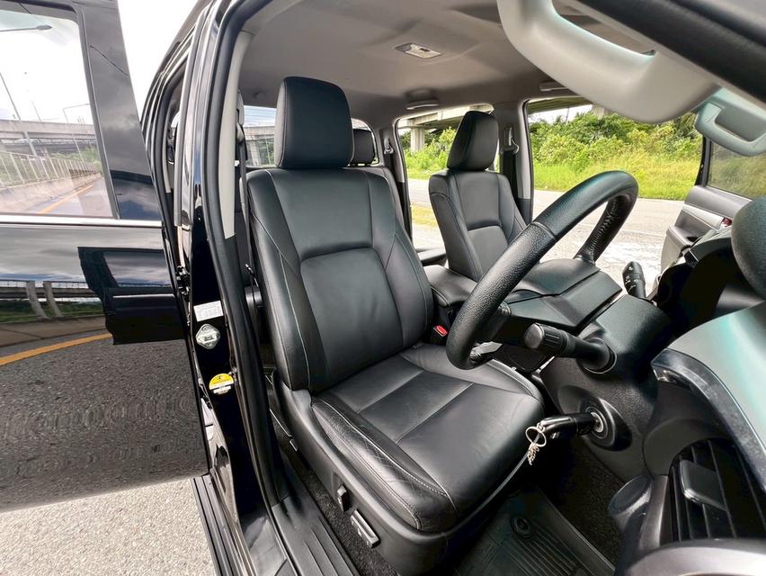 Revo 2.4G Navi  Prerunner Double cab ปี 2018 จด2019 Auto 17
