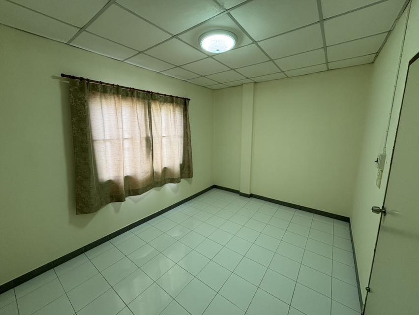 ขาย ทาวน์เฮ้าส์ หมู่บ้านเบญจทรัพย์ รังสิตคลอง 6 - 16 ตรว 100 ตรม 2 นอน 2 น้ำ 2 ชั้น ทำเลดี ใกล้บิ๊กซีคลอง 6 6