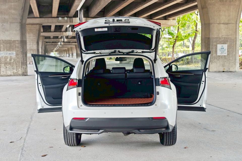 🚗 2015 LEXUS NX300h Grand Luxury AT รูปที่ 9