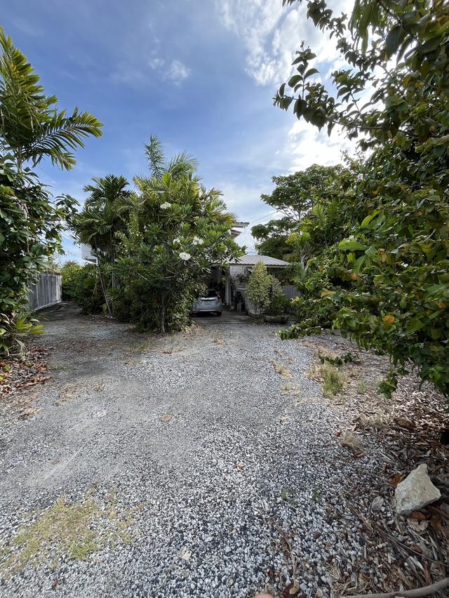 ขายบ้านที่ดิน243 ตรว พร้อมบ้าน3หลัง ริมน้ำ ไกล้โรงพยาบาลบางบ่อ จ.สมุทรปราการ ติดต่อไลน์: jipnc #ขายบ้าน #สมุทรปราการ #บางบ่อ 5