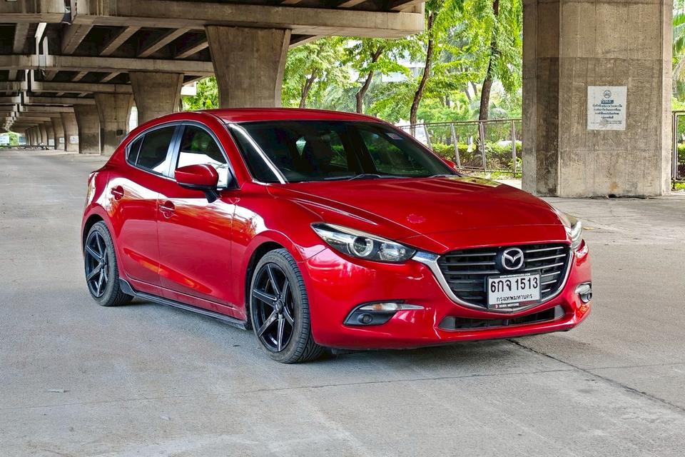 ขายด่วน! Mazda 3 2.0 C Sport AT ปี 2017 รถสวย สภาพดี พร้อมขับทันที!