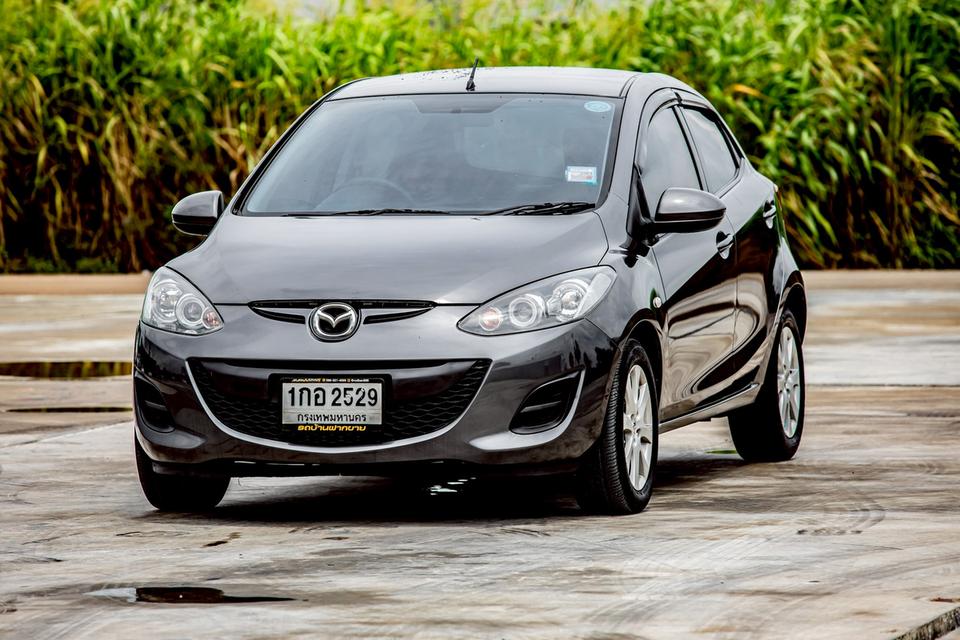 Mazda2 1.5 Groove Sport ปี 2013 สีเทา มือเดียวป้ายแดง
