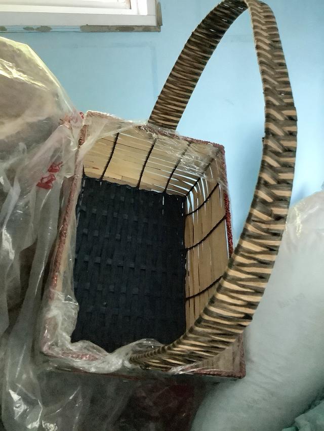 กระเช้าใส่ของปีใหม่ สภายยังดี มีหลายขนาด