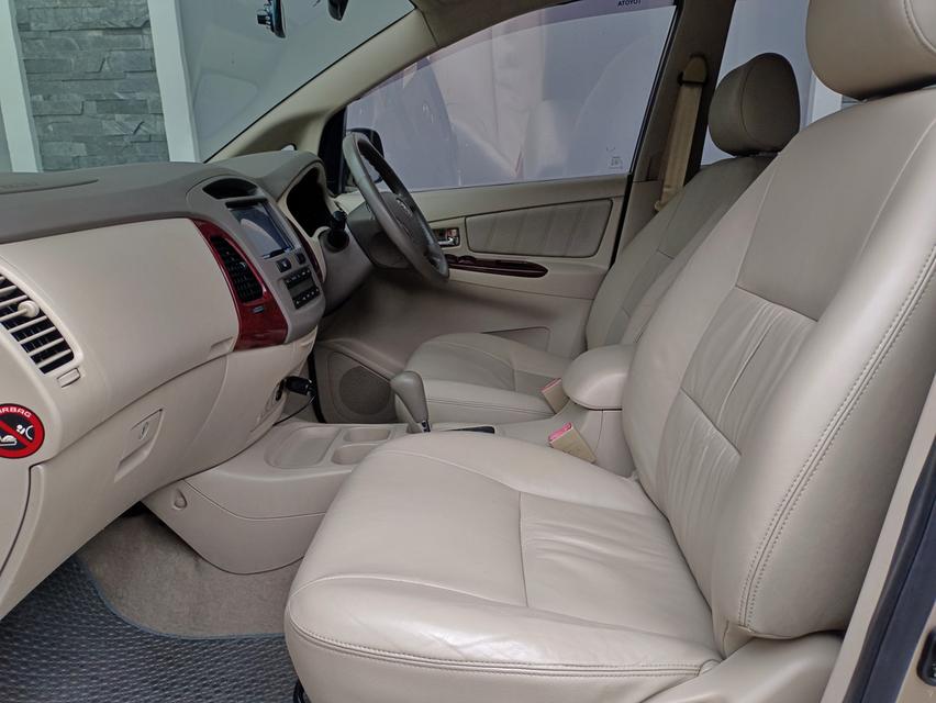 TOYOTA INNOVA 2.0V ท็อปสุด รถมือเดียว รูปที่ 10