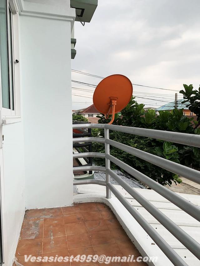 ทาวน์เฮ้าส์ 3ื ชั้น หมู่บ้านเกษรา คลาสสิคโฮม เสรีไทย 18