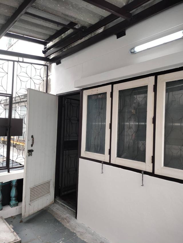 ขายทาวน์โฮม 3 ชั้น มบ.ธันยกานต์ วัชรพล ราคาดี พร้อมอยู่ 3