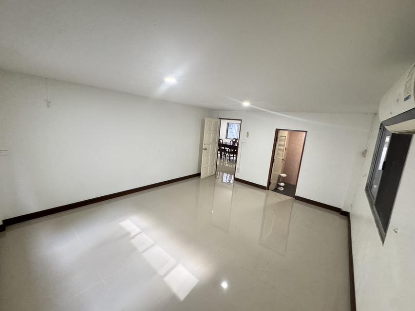 (Owner Post) ขายบ้านเดี่ยว Airport link หัวหมาก รีโนเวทใหม่ 83 วาหลังติดคลอง 5
