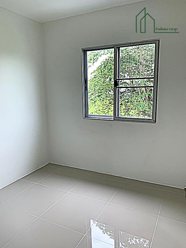 ทาวน์เฮาส์ 2 ชั้น  หลังมุม หมู่บ้านเดอะคอนเน็ค 22 ( มีนบุรี-รามอินทรา ) ถนนสุวินทวงศ์  11