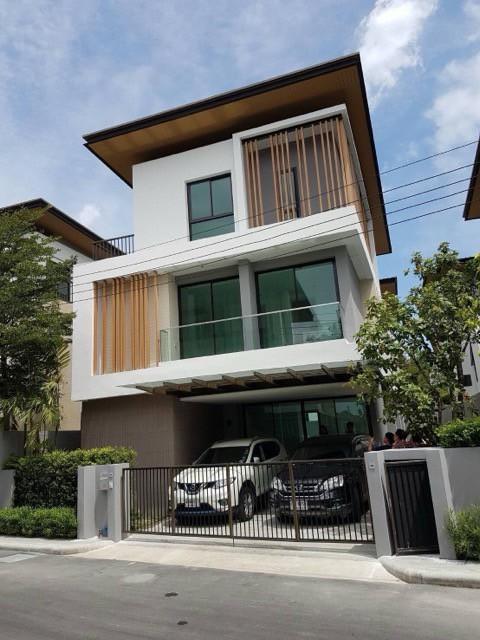 ให้เช่าบ้านเดี่ยว 3 ชั้น เนื้อที่ 52 ตารางวา โครงการ AQ Arbor สวนหลวง ร.9  พัฒนาการ Fully Furnished เลี้ยงสัตว์ได้ ใกล้ซีคอนสแควร์ พาราไดซ์พาร์ค 1
