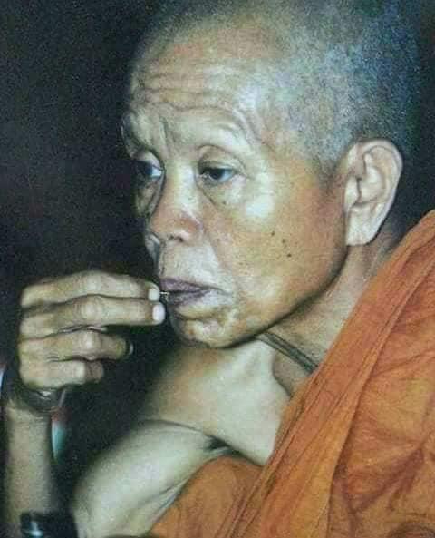 ตะกรุดชายจีวรหลวงพ่อคูณ ปี2533ของดีพุทธคุณเมตตา แคล้วคลาด ค้าขาย รูปที่ 6