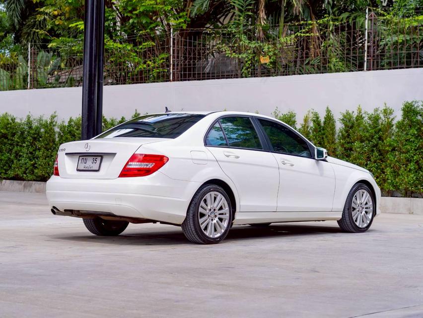 Mercedes Benz C200 CGI 1.8 (W204) ปี 2013