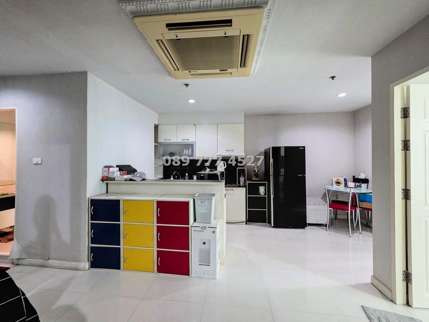 [ขาย] คอนโด สุขุมวิท ลิฟวิ่ง ทาวน์ (Sukhumvit Living Town) อโศก 2 นอน 58.90 ตรม. มีที่จอดรถประจำ ใกล้ MRT เพชรบุรี และ มศว 2