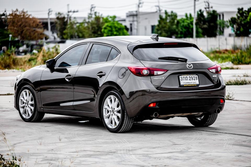 Mazda 3 Skyactiv 2.0S Hatchback ปี 2014 สีน้ำตาล  9