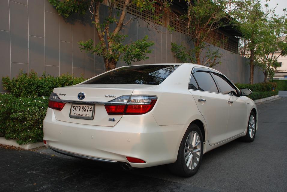 ขาย Toyota Camry 2.5Hybrid ปี17 7