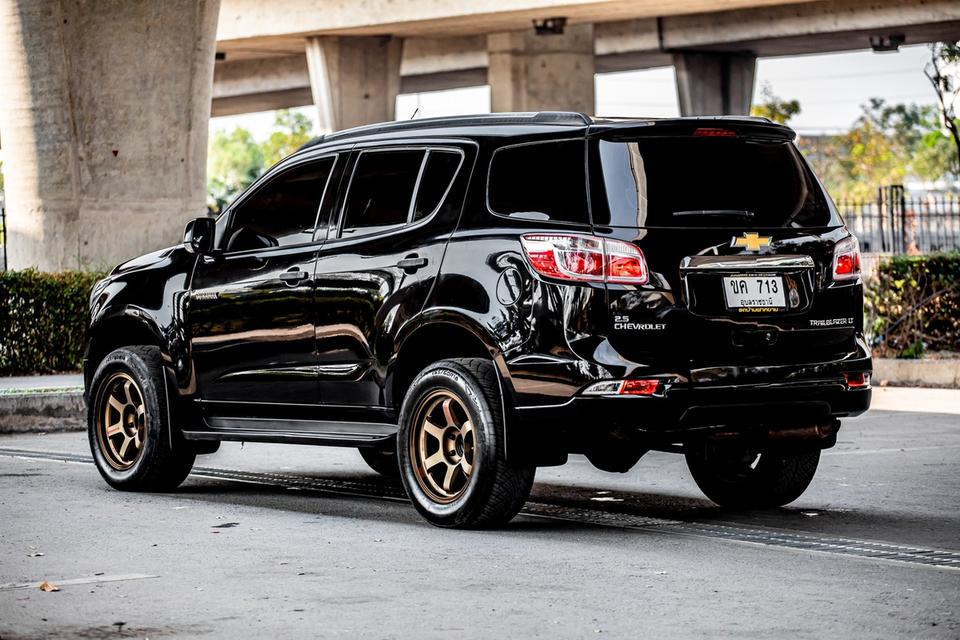 CHEVROLET TRAILBLAZER 2.5 LT ดีเซล ปี 2017 สีดำ รถครอบครัว 7 ที่นั่ง สภาพดี  8