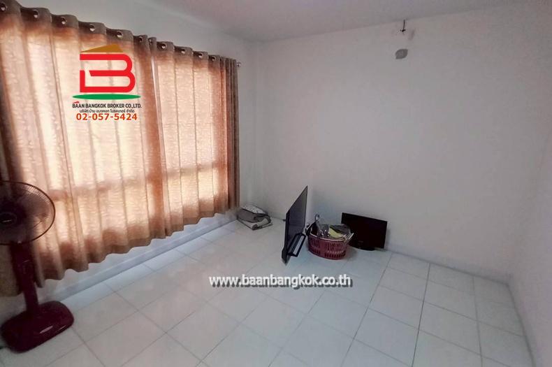 บ้านเดี่ยว หมู่บ้านอรุณวรรณ 4 (ใกล้สำนักงานเขตคลองสามวา) เนื้อที่ 41.4 ตรว. แขวงบางชัน เขตคลองสามวา 12