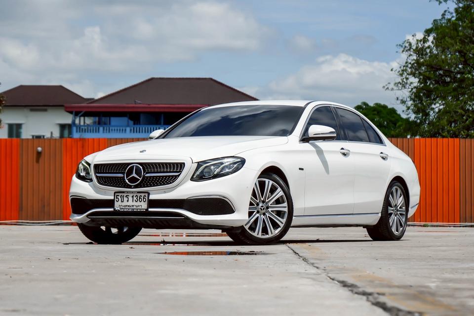 Mercedes-Benz E350e 2.0 Exclusive W213 AT 2018 รูปย่อยที่ 3