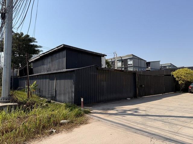 P652 ให้เช่าพื้นที่ ที่ดินพร้อมสิ่งปลูกสร้าง ติดถนนพัฒนาชนบท 3 เหมาะสำหรับเปิดร้านค้า ออฟฟิศ โกดัง หรือทำธุรกิจ 1