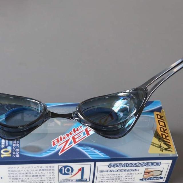 VIEW แว่นตาว่ายน้ำ V500 2