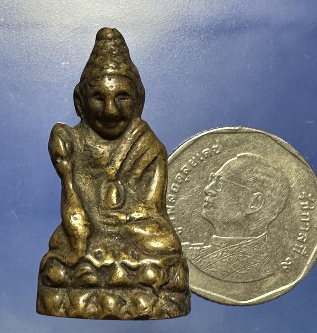 พระกริ่งถือบัววัดปราสาทบุญญาวาส  6