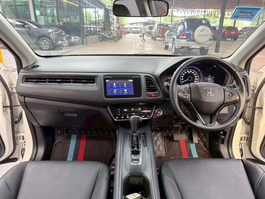 HONDA HR-V 1.8 E ปี 2016 6