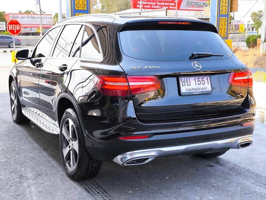 รหัส KPV1551 2017 BENZ GLC 250d Offroad 4-Matic 13