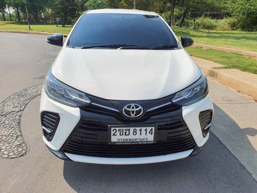 Toyota Yaris Ativ sport 2022 สีขาว รูปที่ 2