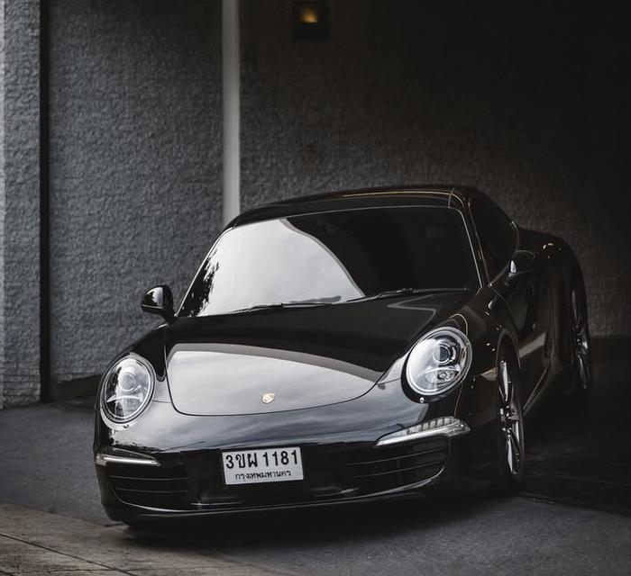Porsche 911 Carrera (991.1) 4