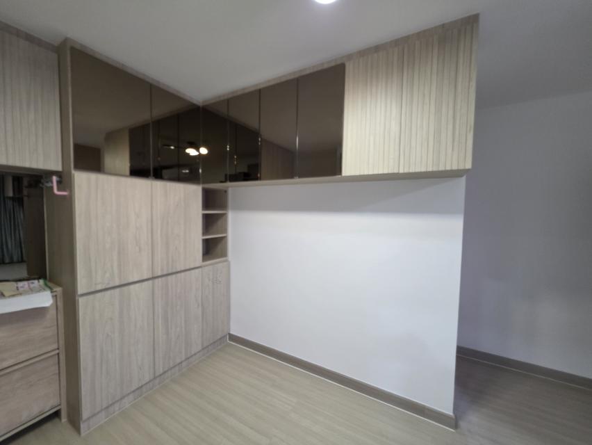 พื้นที่ 62.5 ตร.ม.ชั้น12 ห้องหัวมุม มี 2ห้องนอน 2ห้องน้ำ 7