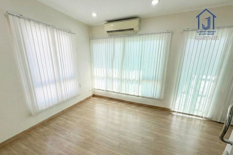 ขายโฮมออฟฟิศ 4 ชั้น พรีเมี่ยม เพลส นวลจันทร์ 50 หลังมุม ใกล้ทางด่วนรามอินทรา–อาจณรงค์ 7