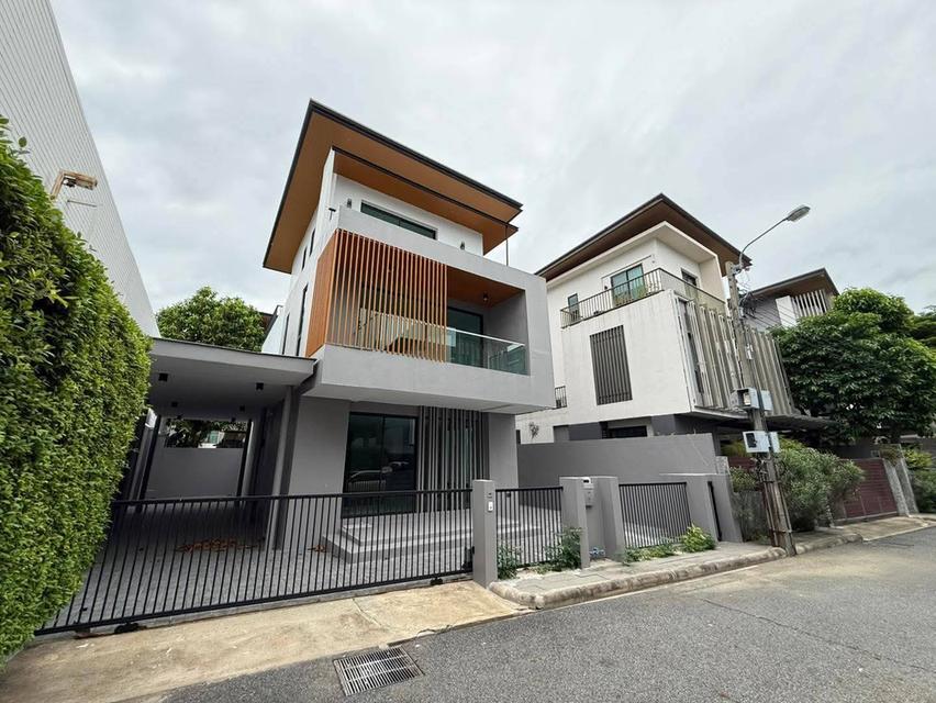 ขายบ้านเดี่ยว 3 ชั้น โครงการ AQ Arbor สวนหลวง ร.9 - พัฒนาการ ราคาดีที่สุด (N.2352) 16