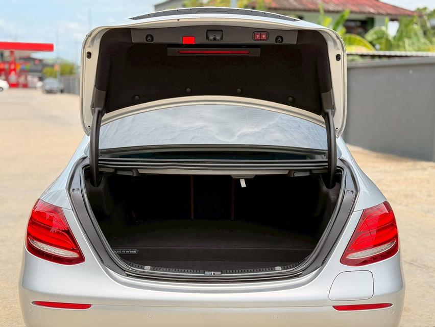 ปี 2019 BENZ E-CLASS, E350e 2.0 EXCLUSIVE 7