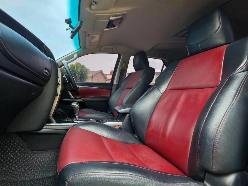 รหัสรถ PEAT626 💎 TOYOTA FORTUNER 2.8 TRD Sportivo ปี 2017 รูปที่ 15