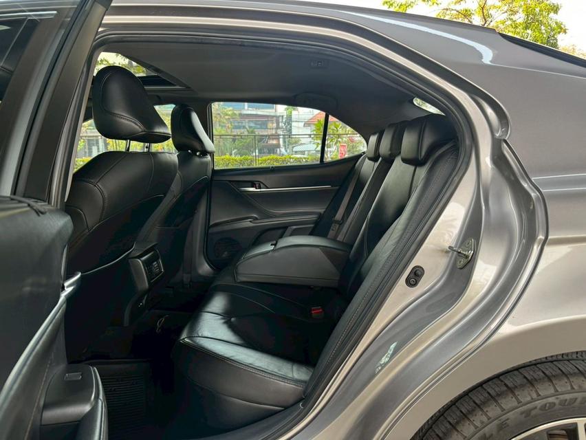 🔥ฟรีดาวน์ รถสวยมือเดียว ปีใหม่ ขับดีมาก Toyota CAMRY 2.5 HEV PREMIUM AT ปี 2022 รูปที่ 19