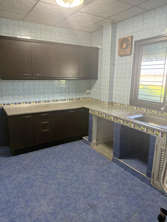 มบ.วัฒนาร่มไทร ถ.สังฆสันติสุข หนองจอก ทาวเฮ้าส์ 2 ขั้น 2 ห้องนอน 2 ห้องน้ำ เหมาะกับซืัอไปทำกำไรต่อ หรือ อยากตกแต่งใหม่เองตามความต้องการ ทำเลดี 3