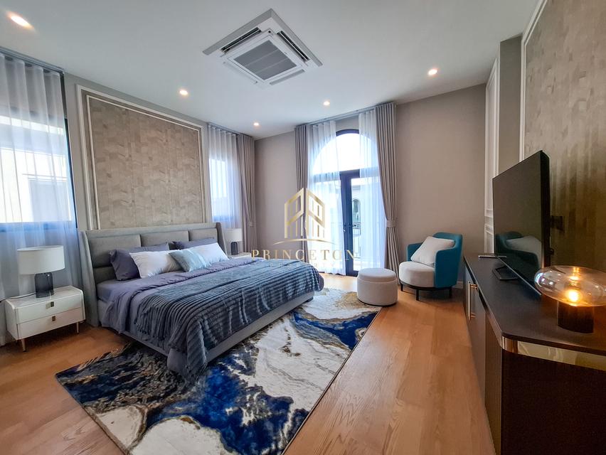 Luxury House For Sale or Rent CINQ ROYAL Krungthep Kreetha 12