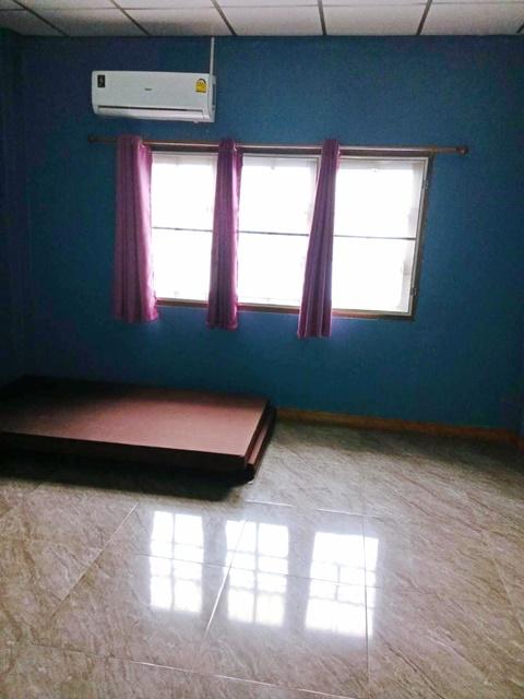 เลาดสวาย ลำลูกกา ลียบคลองสี่ ขายบ้านเดี่ยว รถไฟฟ้า BTS คูคต 4.8 กม. 20ตรว.140ตรม. ตลาดเอซี คลองสี่ 2.1 กม 5