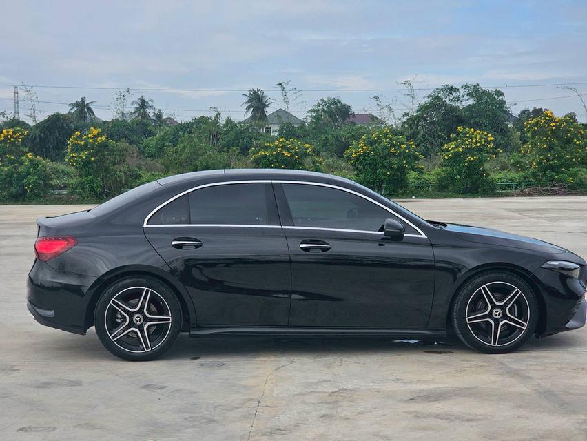 Mercedes-Benz A200 AMG Dynamic  facelift ปี 2023 เลขไมล์ 13,000 km. 4