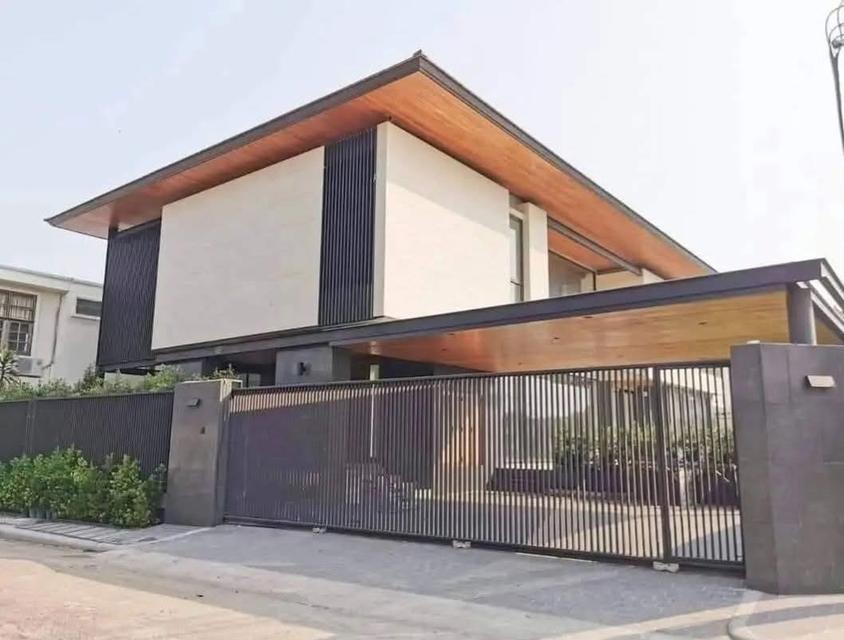 ให้เช่าบ้านเดี่ยวหรู Evergreen Ville บางนา กม.5 ที่ดิน 156 ตร.ว. 4 ห้องนอน 5 ห้องน้ำ พื้นที่ 610 ตร.ม. ราคา 250000 บาท 1