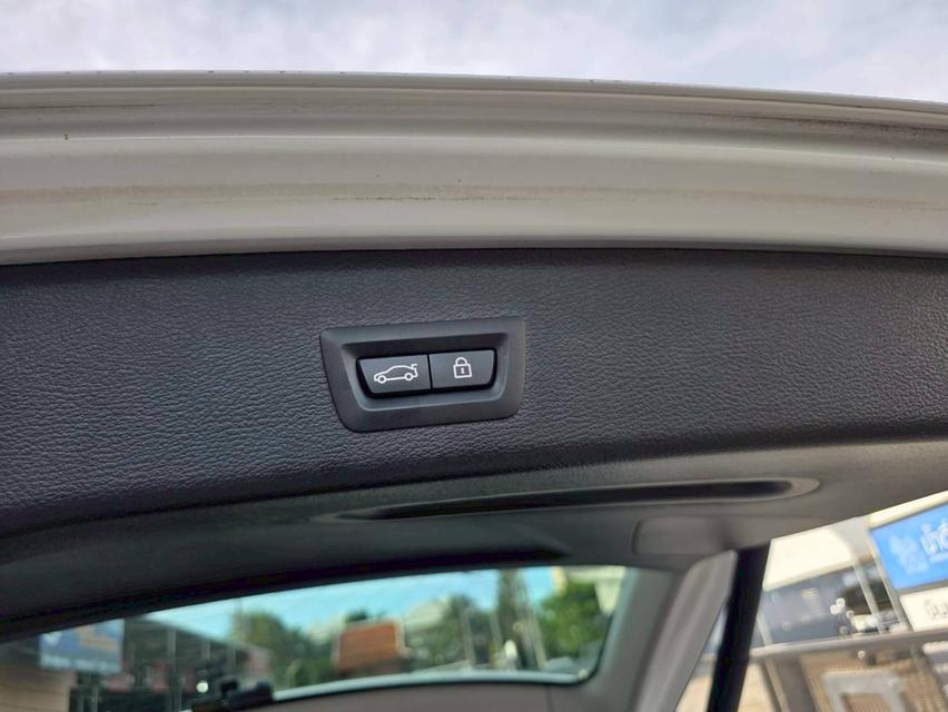 Bmw X3 xDrive20d Highline ปีจด 2017