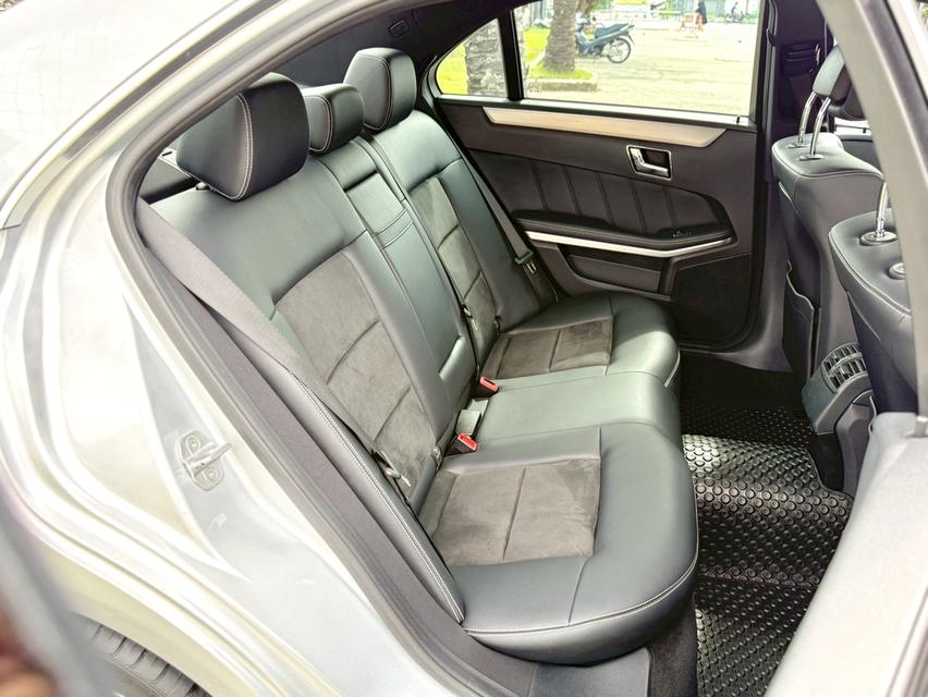 Benz E250 CDI AMG (w212) ปี 2011 รถมือเดียว เครื่องดีเซล Turbo ประหยัด ดูแลง่าย รูปที่ 9