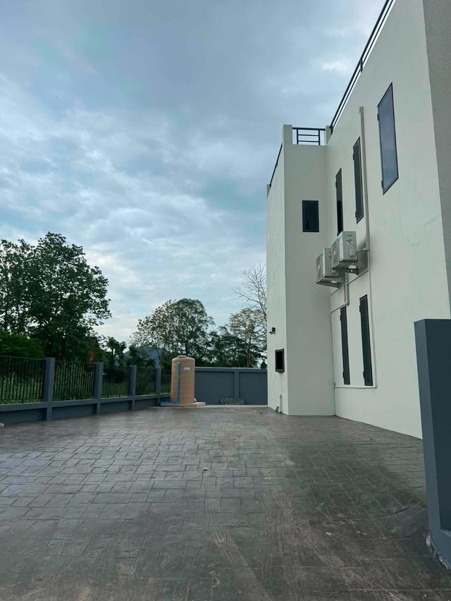 บ้านหรู 2 ชั้น สไตล์ Modern Luxury กลางเมืองเชียงราย 3