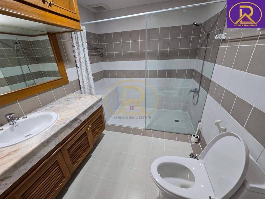 ให้เช่าคอนโดวิวสวยเห็นทะเลและสนามกอล์ฟ ปัญญารีสอร์ทคอนโดมิเนียม อาคารซี ชั้น 15 ห้องใหญ่ 2ห้องนอน ติดถนนสุขุมวิท ต.บางพร 5