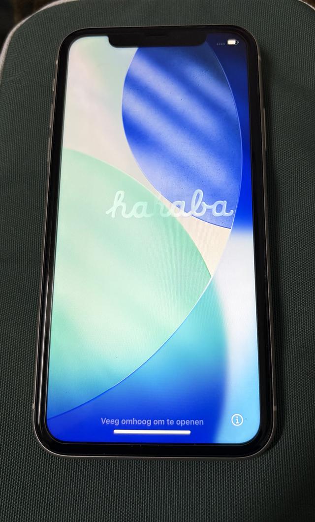 iPhone 11 64gb สภาพสวยใหม่