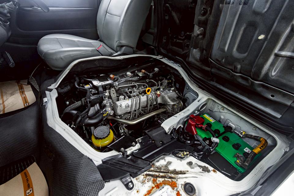 รหัสรถ 1E202 HIACE 2.5 GL 2010 9