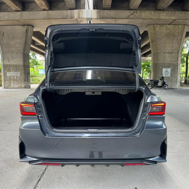 2024 Toyota Yaris ATIV 1.2 SMART AT มือเดียวป้ายแดง ไมล์น้อย รูปที่ 8