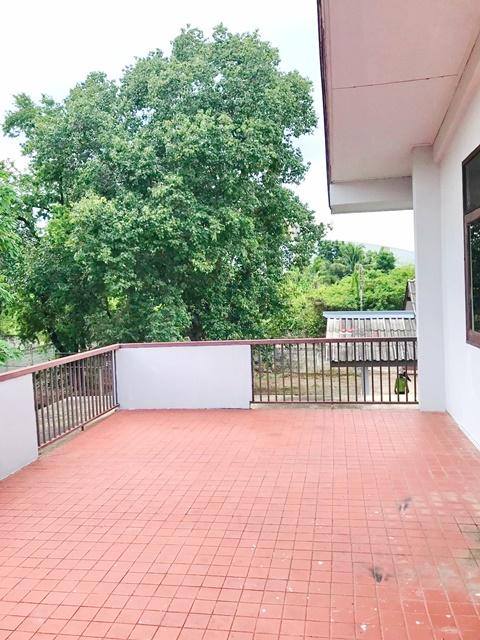 บ้าน 2หลังให้เช่า 5นอน ทำรีสอร์ทได้ 404ตรม. ปตท เขาเขียว มหิดล นครสวรรค์ เพิ่มสระว่ายน้ำได้ บนที่ดิน 2ไร่ อากาศดีมาก 3น้ 4